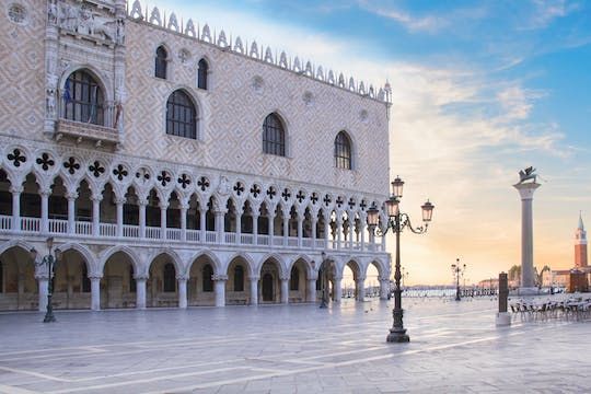 Walking tour of Venice with old Royal Palace and skip-the-line tickets to the Doge's palace