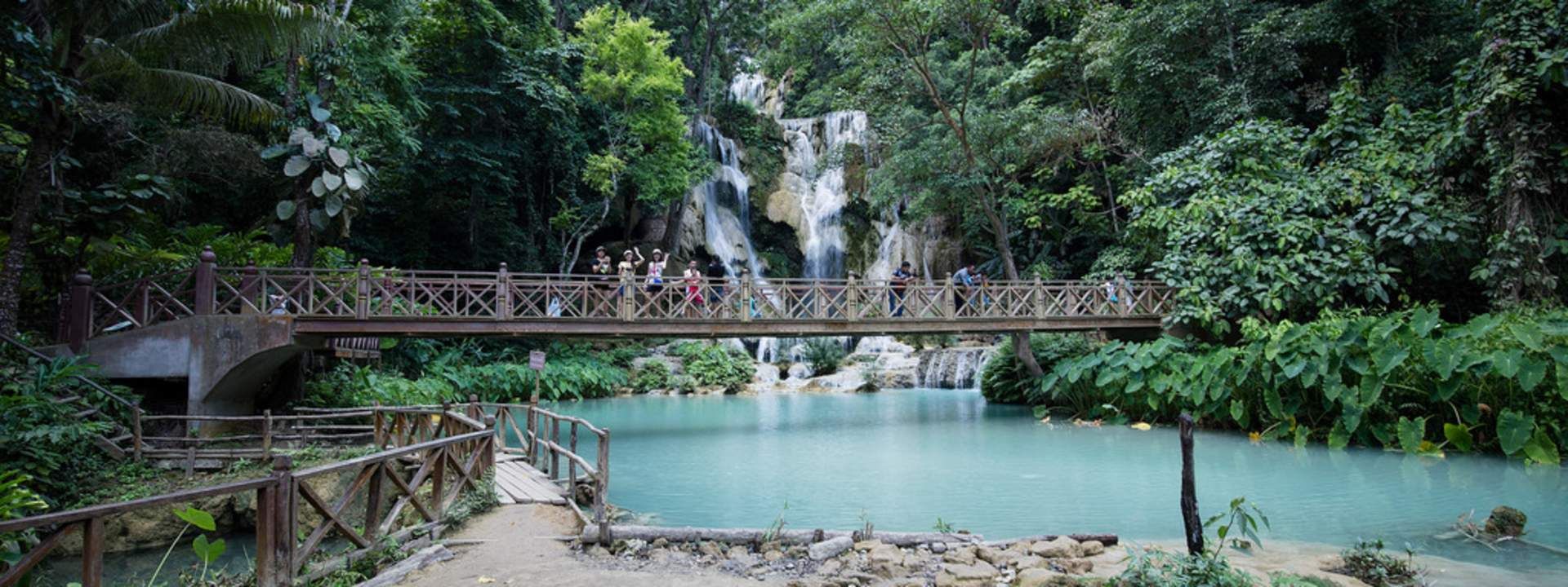 Kuang Si Waterfall Shared Minibus Ticket (Round Trip)
