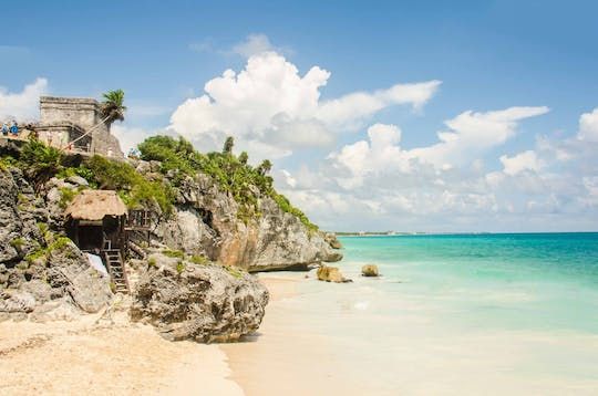 Day trip to the archaeological zone of Tulum and Cenote