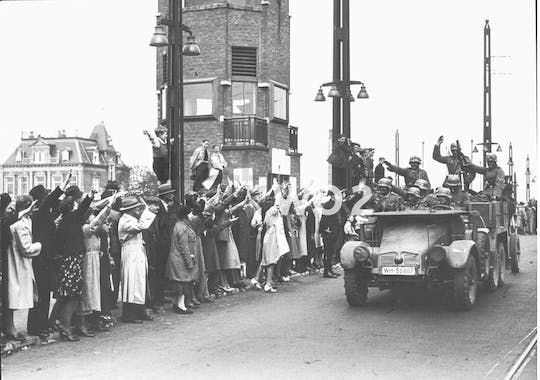 Private World War II and the Holocaust tour in Amsterdam