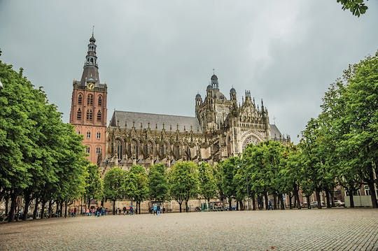 Self guided tour with interactive city game of 's-Hertogenbosch