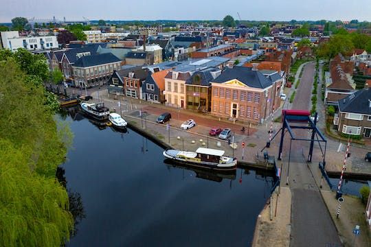 Self guided tour with interactive city game of Heerenveen