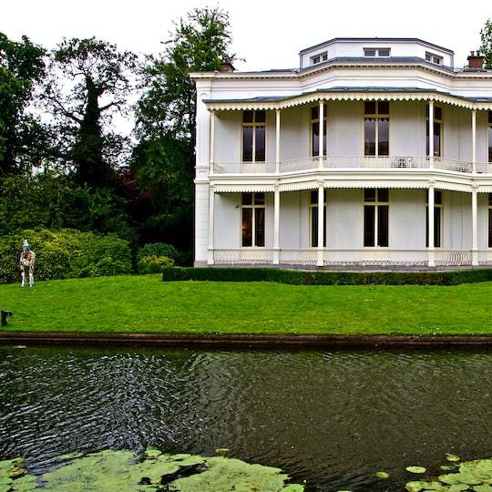 Self-guided Discovery Walk in The Hague's city center