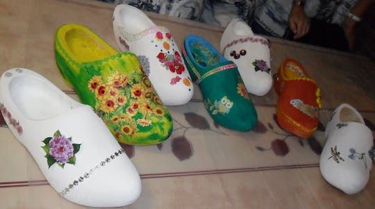 Wooden shoes painting workshop