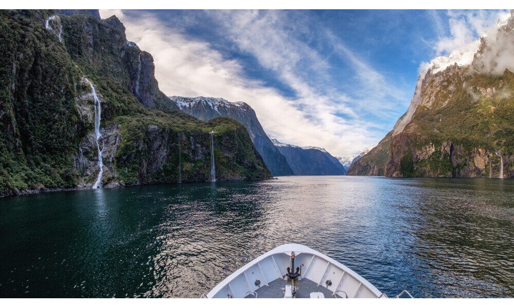 Milford Sound Small Group Day Tour with 2hr Cruise from Queenstown