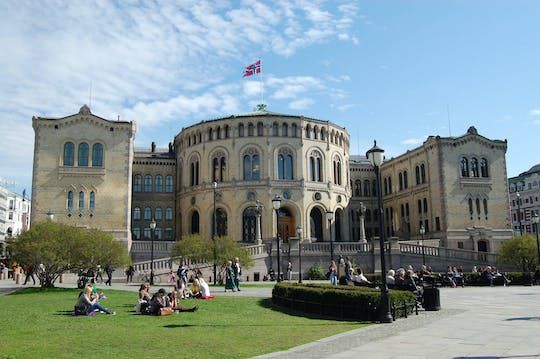 Solve the murder mystery by Stortinget