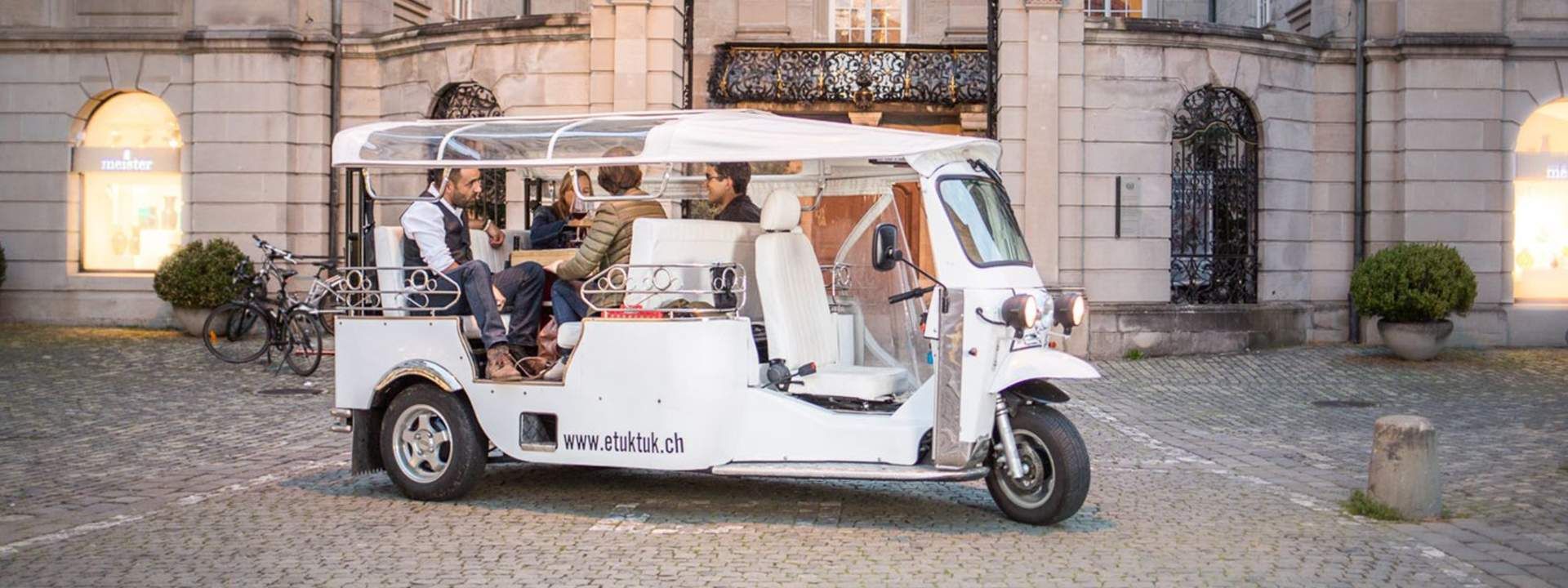 Zurich Electric Tuk-Tuk Private Tour with Hot Stone-Cooked Swiss Beef Steak