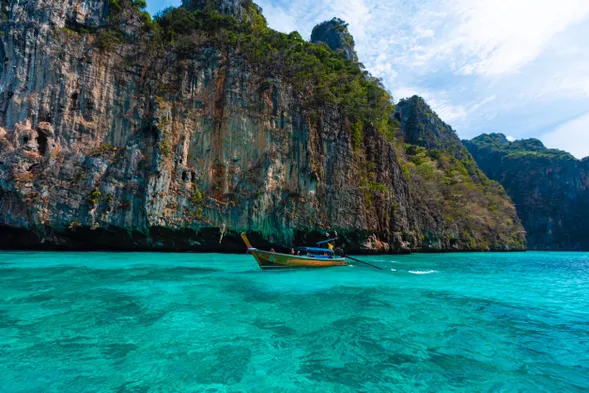PHI PHI & KHAI ISLAND TOUR by PNT PHUKET