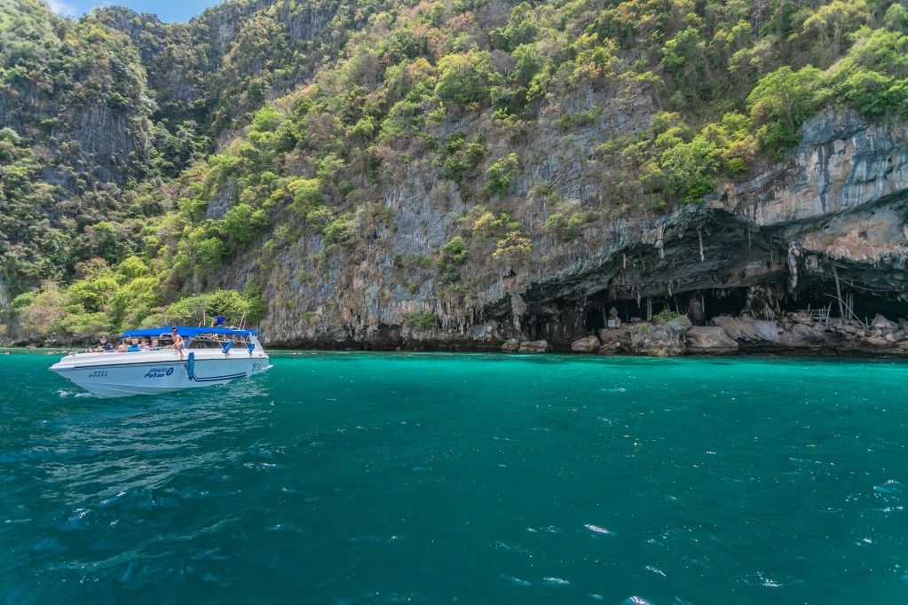 ทัวร์เกาะพีพี-แบมบู-ปิเละ-อ่าวมาหยา เรือสปีดโบ๊ท โดย SEA STAR ANDAMAN