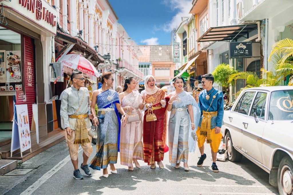 SANAETHAI CLOSET Phuket