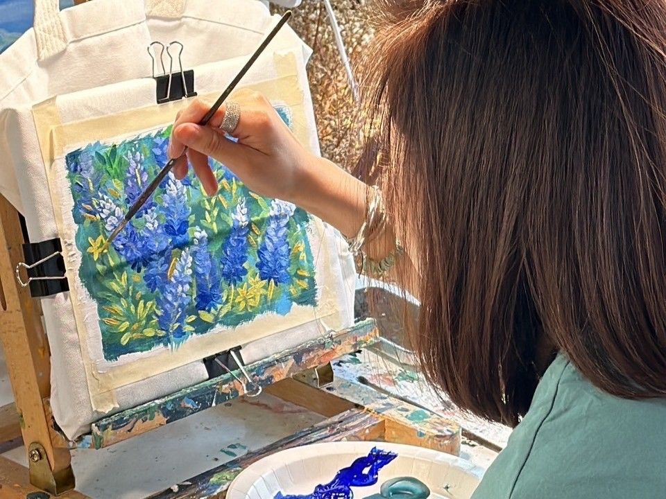 วาดภาพในบรรยากาศคาเฟ่ชิลๆที่ เขียนสีคาเฟ่ กรุงเทพ