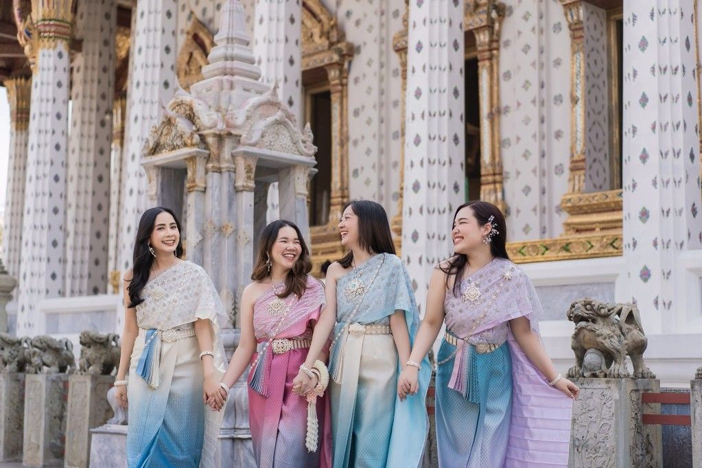 ไทยแกลม สตูดิโอ | กรุงเทพฯ