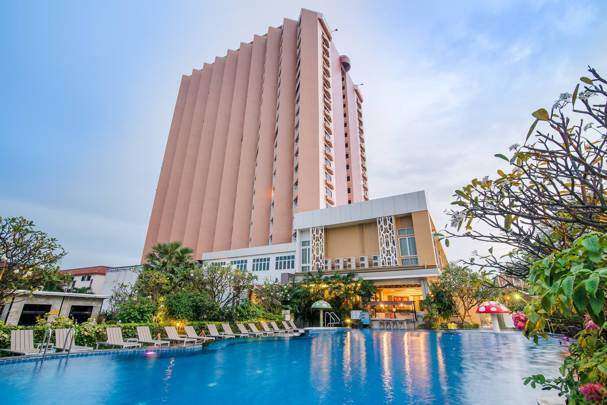 Golden Beach Hotel at Cha Am Hua Hin Exclusive Hotel Voucher (Valid until 31 October 2026)