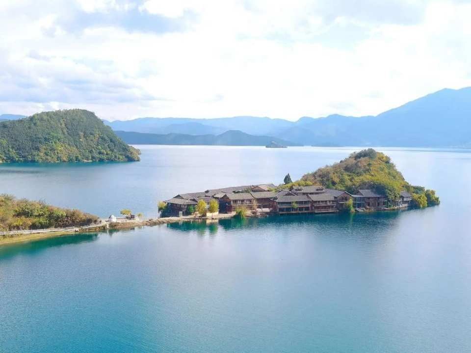 Lugu Lake and Mosuo Culture Day Trip (Departing from Lijiang)