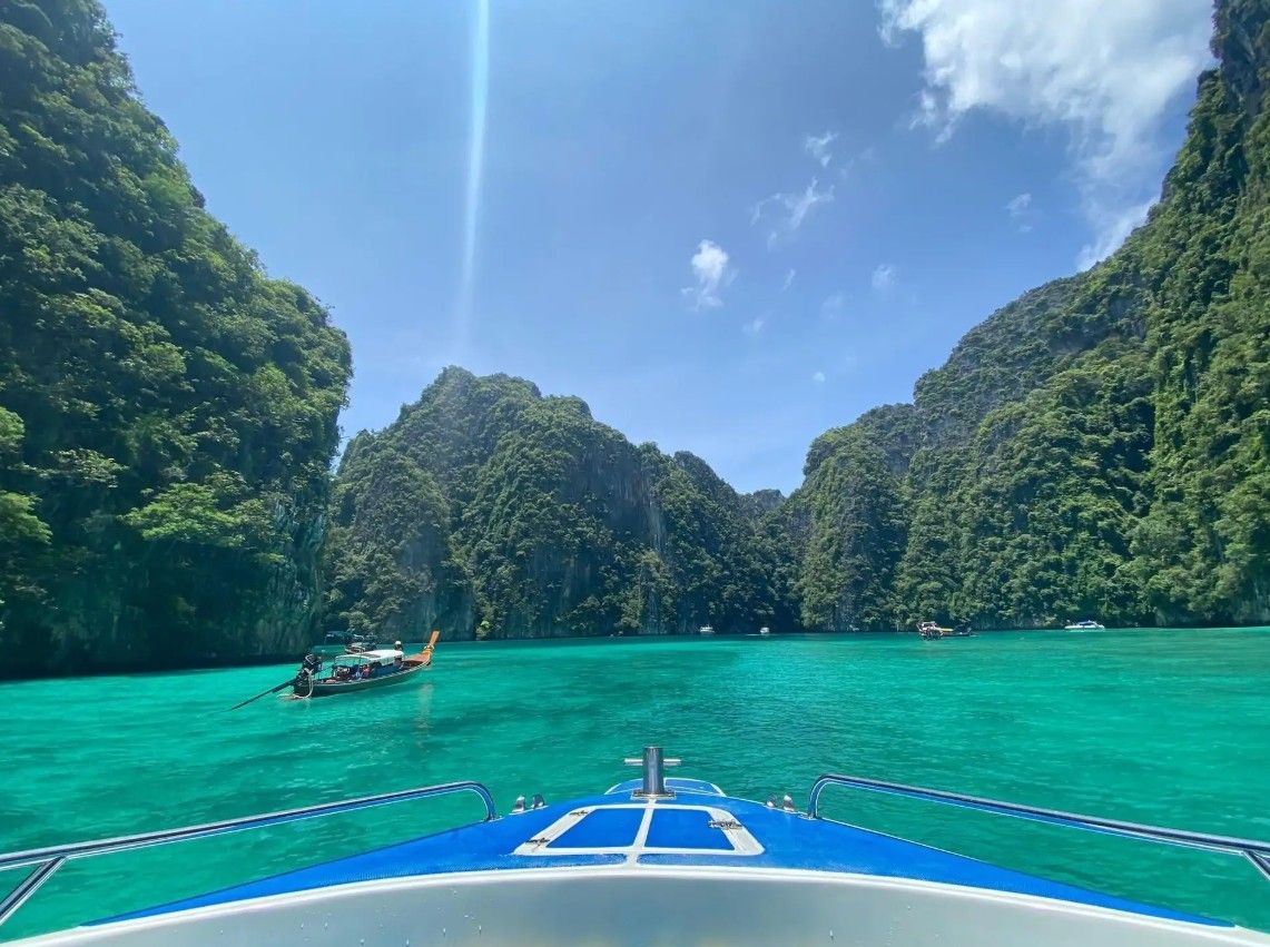 Phi Phi Islands, Maya Bay, Bamboo Island 8-Highlight by Speedboat