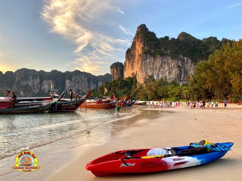 7 Islands Sunset Tour Krabi
