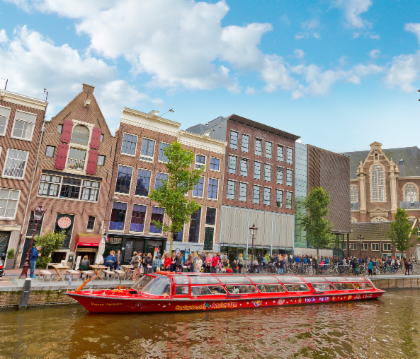 Hop-on Hop-off Boat Amsterdam