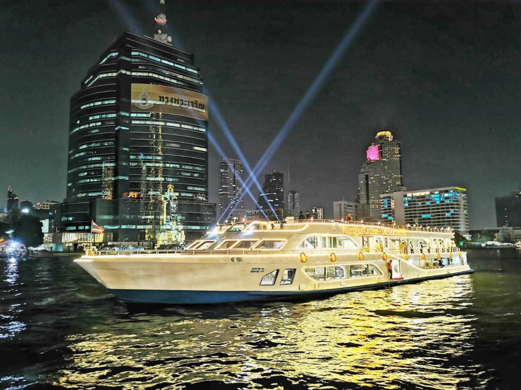 Alangka Cruise in Bangkok