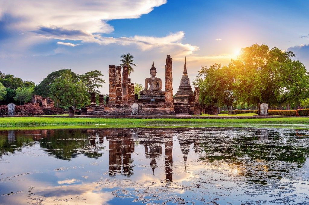 ทริปไหว้พระวัดดังกรุงเทพ-อยุธยา โดยรถตู้ VIP