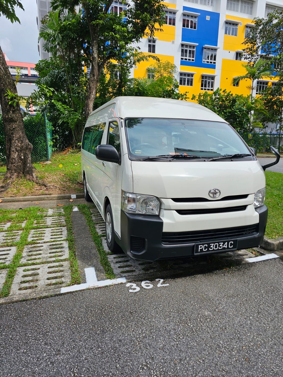 13 SEATER TRANSFER