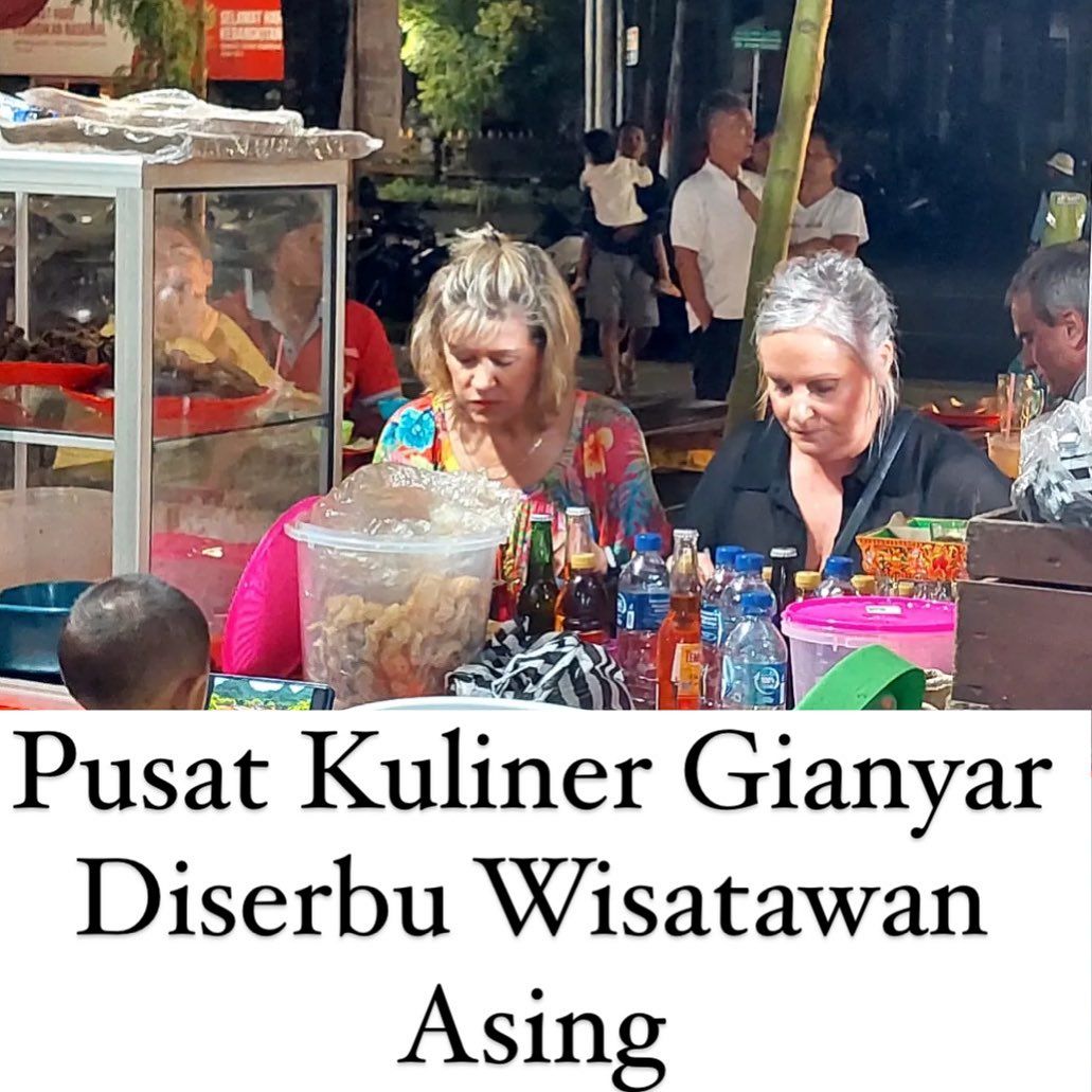 อาหารท้องถิ่นบาหลีที่ตลาดกลางคืนและของที่ระลึกแท้ๆ