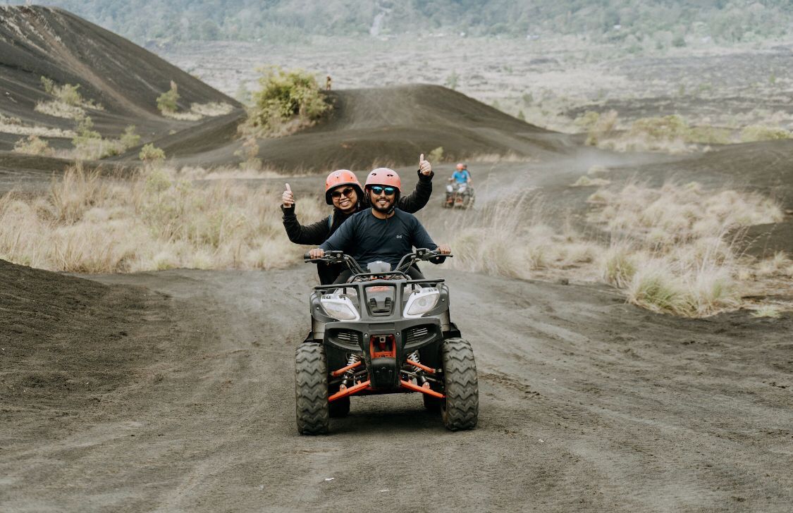 ทริปขับ ATV บนลาวาภูเขาบาตูร์