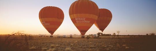 60 minute early morning hot air balloon flight in Alice Springs