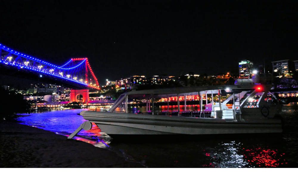 Brisbane River Night Cruise to 3 Breweries