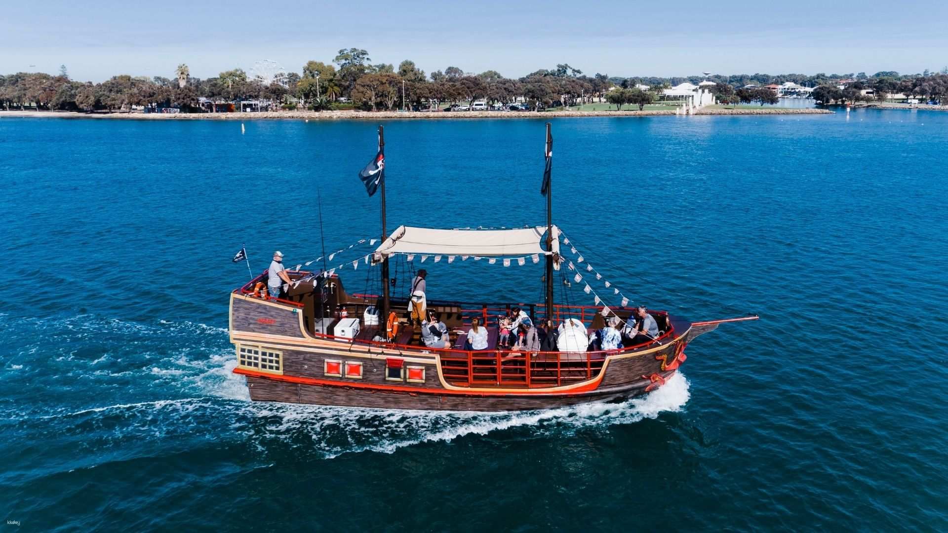 Fish & Chips Lunch Cruise from Mandurah | Western Australia