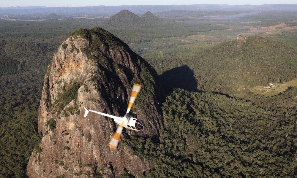 เที่ยวบินเฮลิคอปเตอร์ Glasshouse Mountains และ Bribie Island - สำหรับ 2 ท่าน