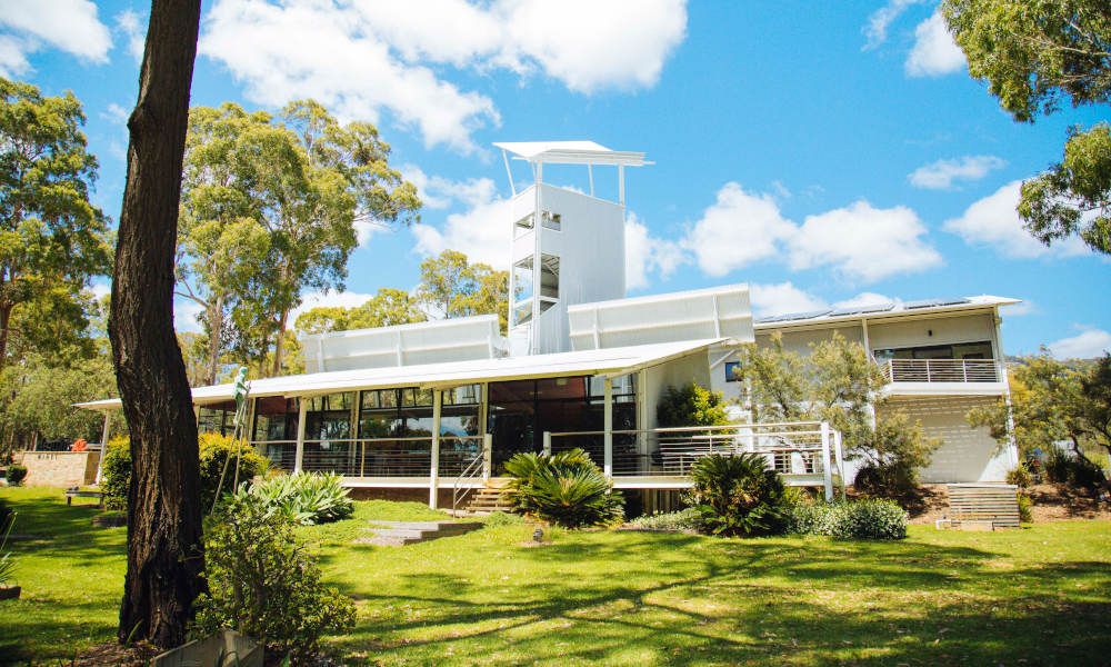 Luxury Carbon Neutral Hunter Valley Wine-Tasting Departing Sydney