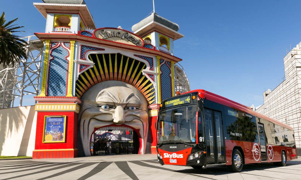 SkyBus Tullamarine Airport to St Kilda