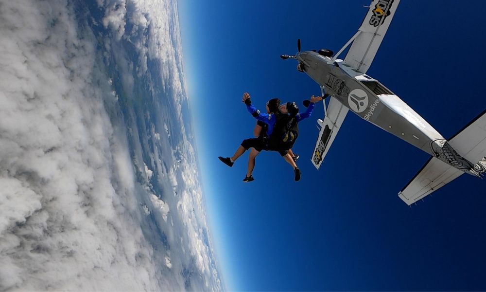 Skydive Byron Bay 15,000ft Tandem Skydive with Brisbane Transfer