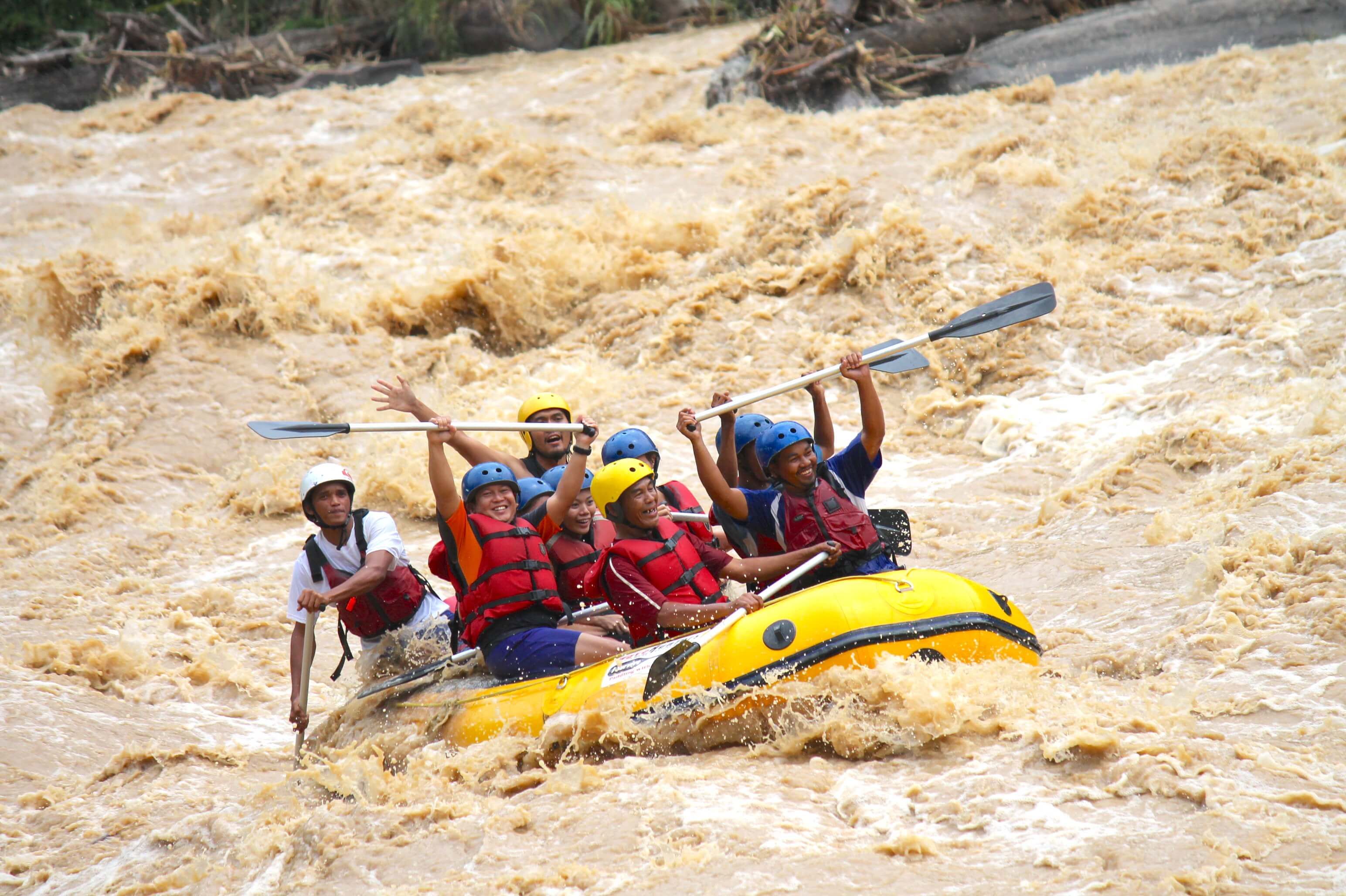 Sabah Kota Kinabalu: Kiulu White Water Rafting + KAWA KAWA Mangrove Forest Day Tour