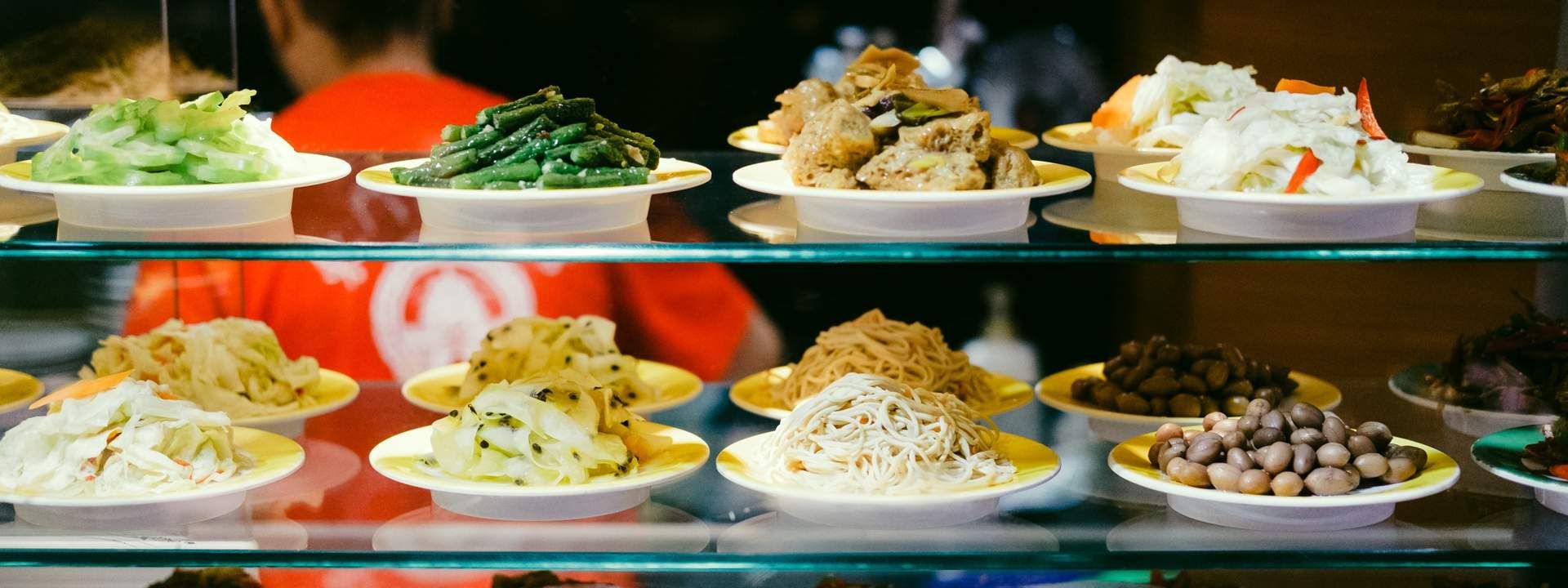 Food Walking Tour at Yongkang Street in Taipei