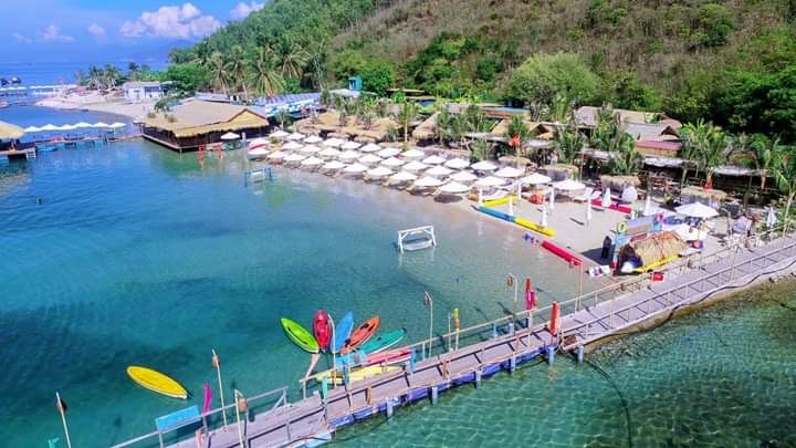 A Chill Day With Snorkeling & Island Hot Spring