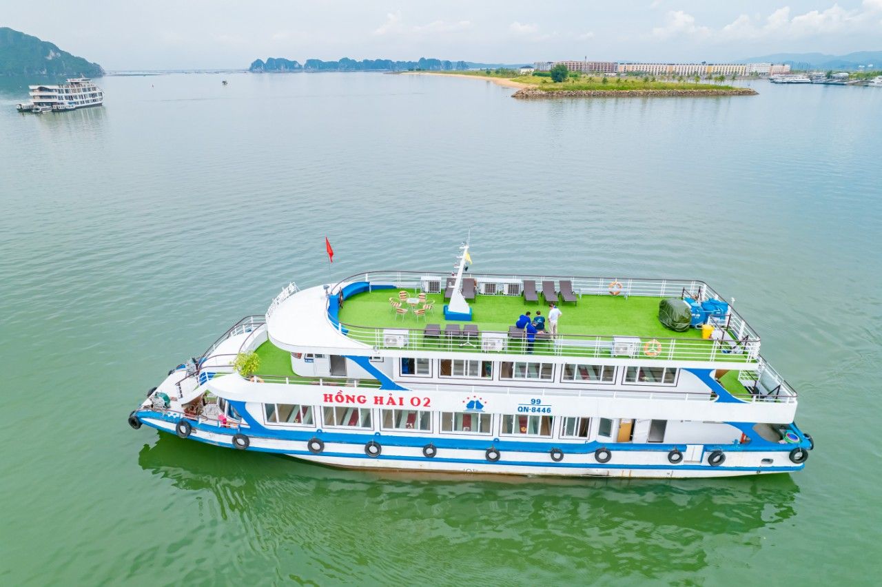 Halong Bay One Day Tour From Hanoi