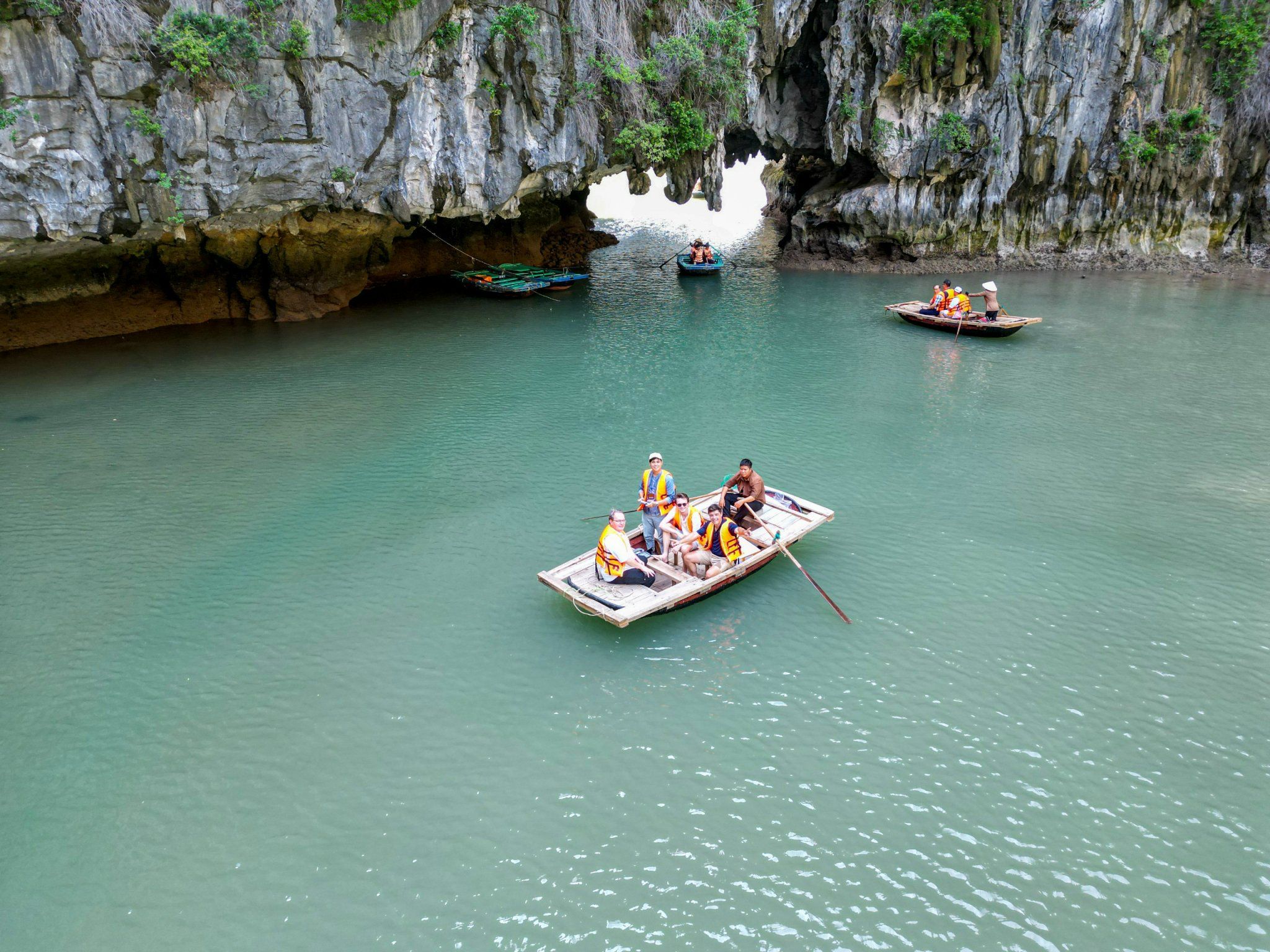 Halong Join-In Day Tour 6 Hours Cruising Via Expressway Transfer