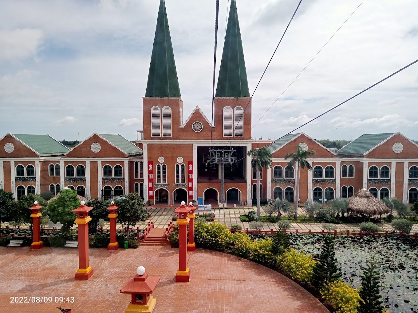 Sam Mountain cable car ticket in Chau Doc