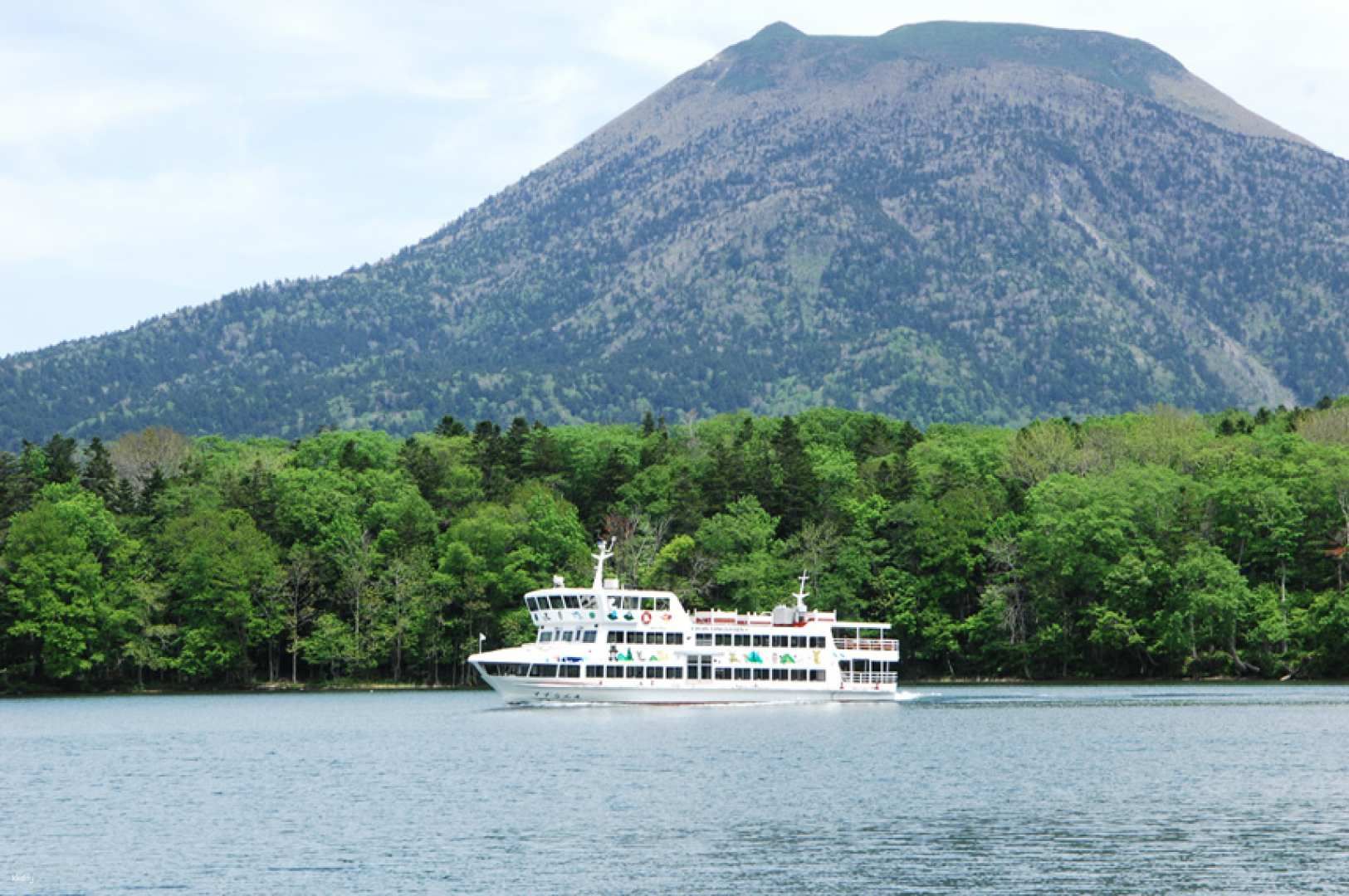 ล่องเรือชมทะเลสาบอะคัง (อะคังโกะ)| คุชิโระ ฮอกไกโด