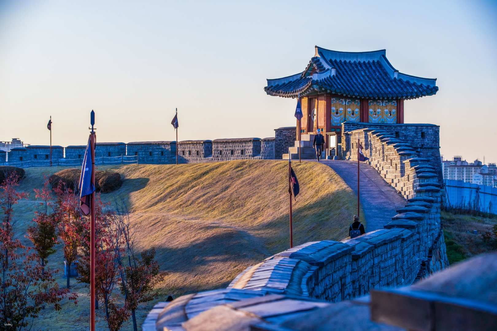 Korean Folk Village + Suwon Hwaseong One Day Tour