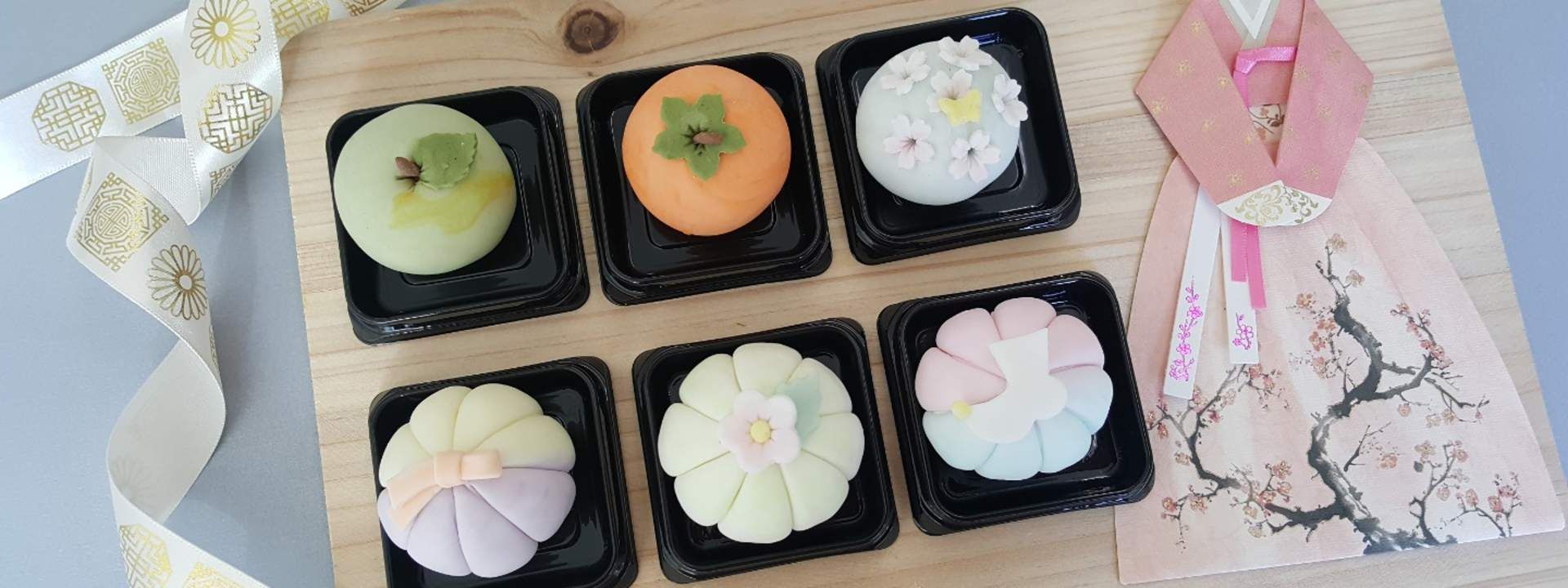 Korean Traditional Dessert Rice Cake and Rice Cookie Making Class